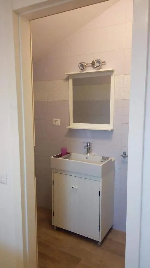 House Valun 42 Apartment